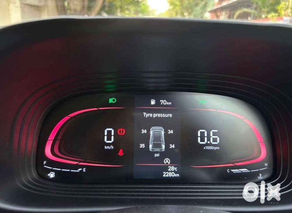 Hyundai Venue Petrol 2025