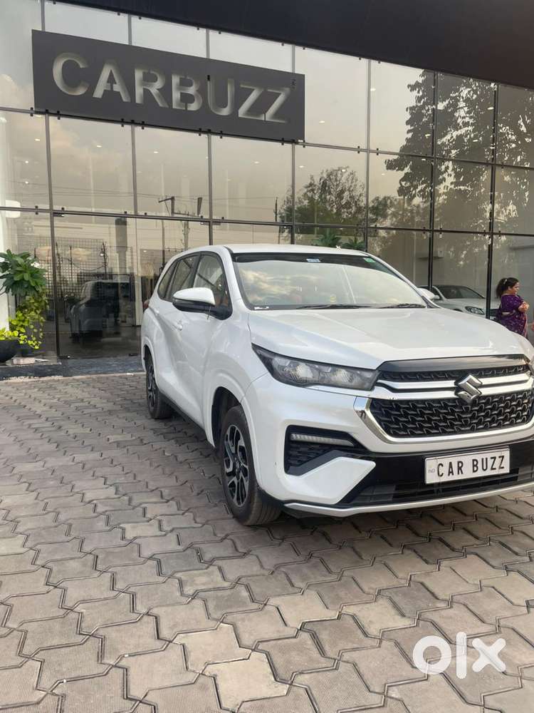 Maruti Suzuki Invicto Zeta Plus 7str, 2025, Petrol