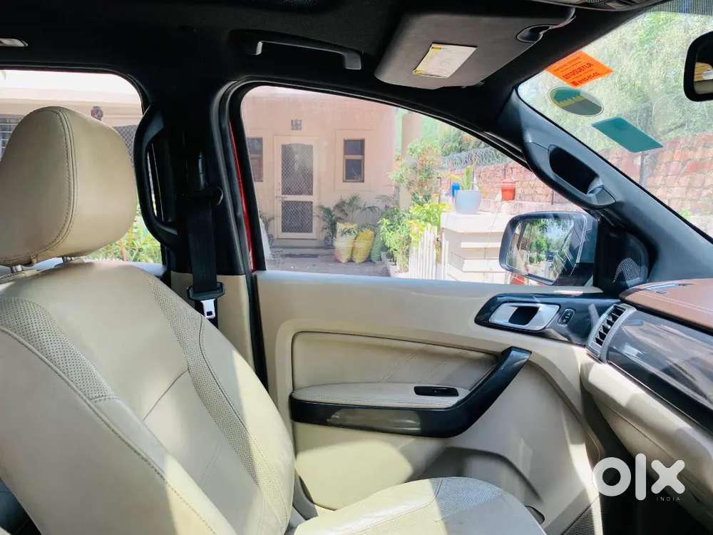 Ford Endeavour Titanium 3.2 4x4 At (2016)  3rd Owner  Insured - 2027