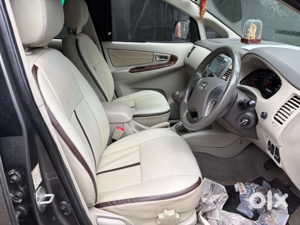 Toyota Innova 2.5 Vx 8 Str Bsiv, 2012, Diesel
