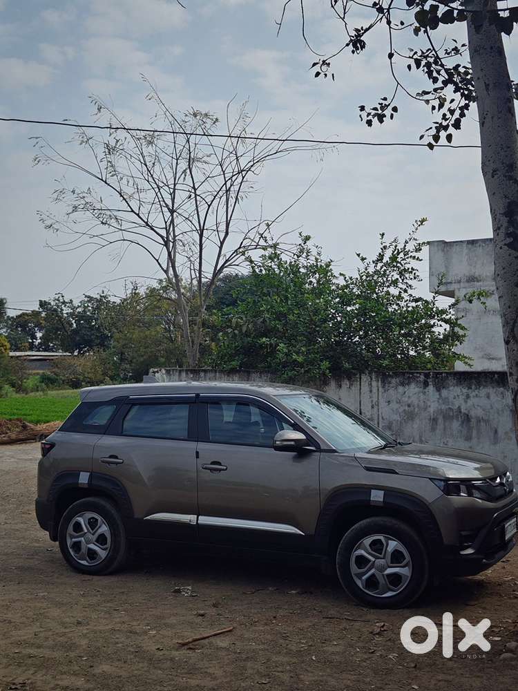 Maruti Brezza Lxi 2025