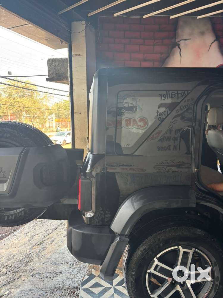 Mahindra Thar Roxx 2025