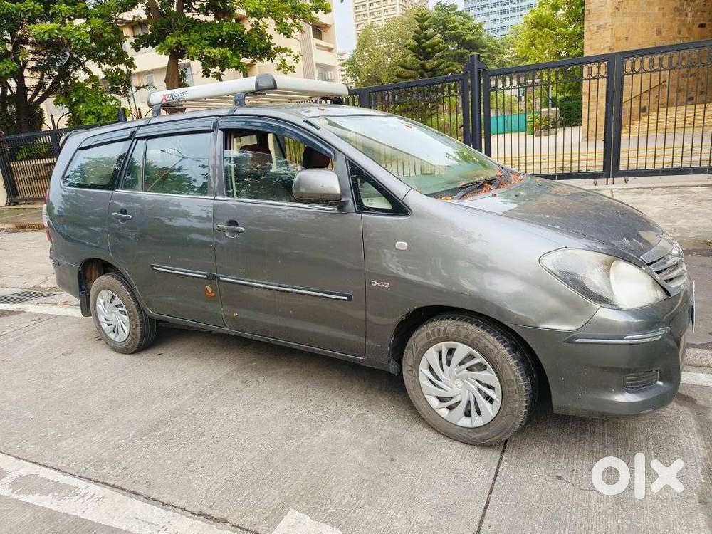 Toyota Innova 2.5 G (diesel) 8 Seater, 2010, Diesel