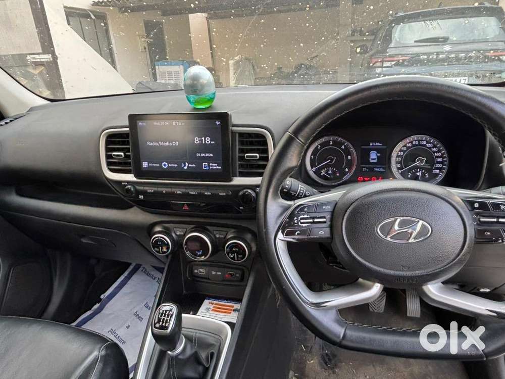 Hyundai New Venue 2022 Diesel Well Maintained