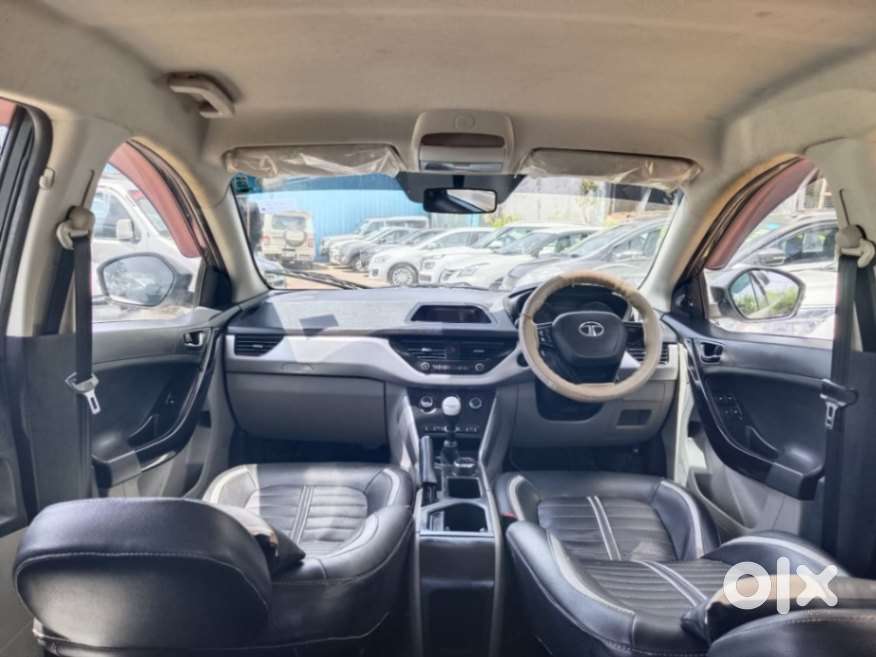 Tata Nexon 1.2 Revotron Xm (s), 2018, Petrol