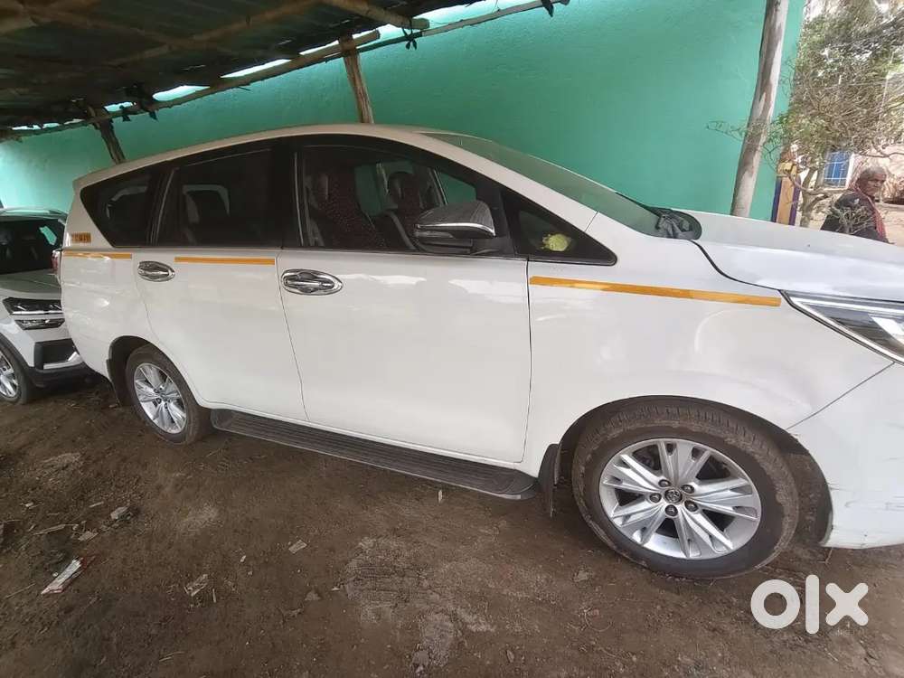 Toyota Innova Crysta 2019