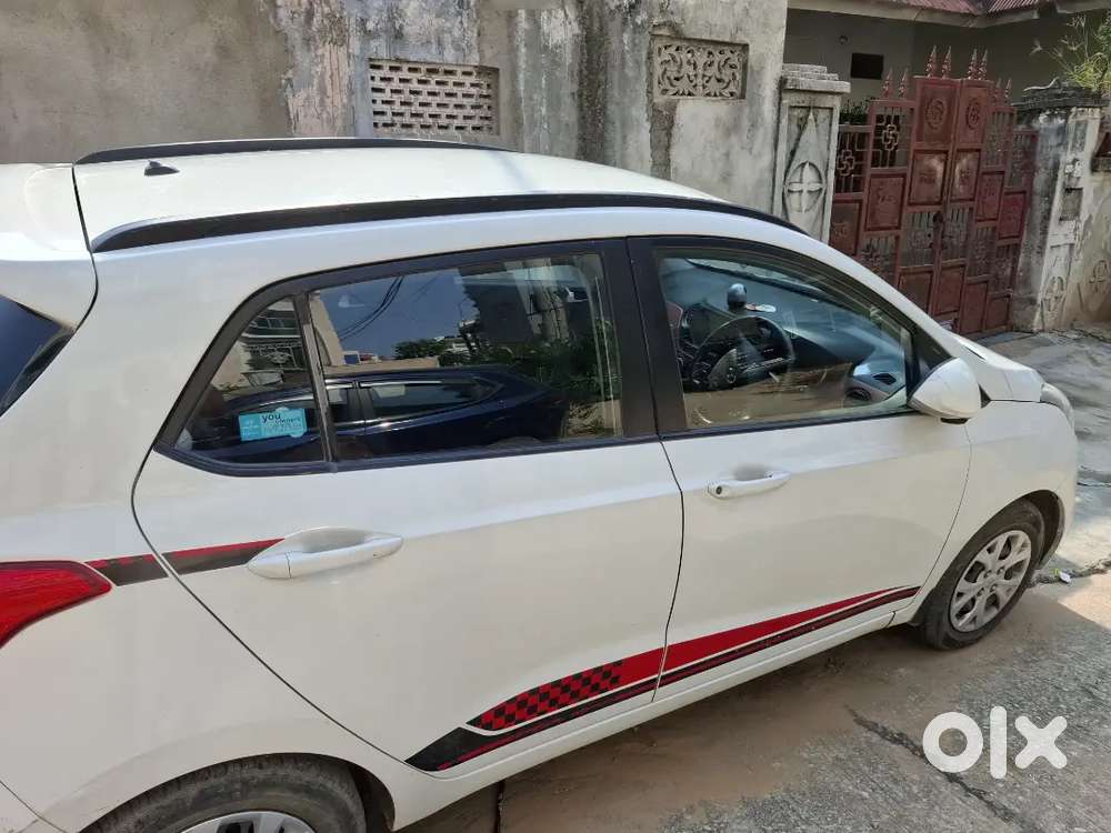 Hyundai Grand I10 Sportz 2016 Edition