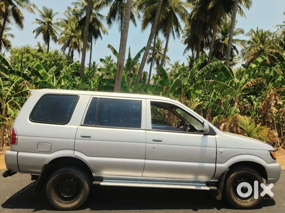 Chevrolet Tavera 2015