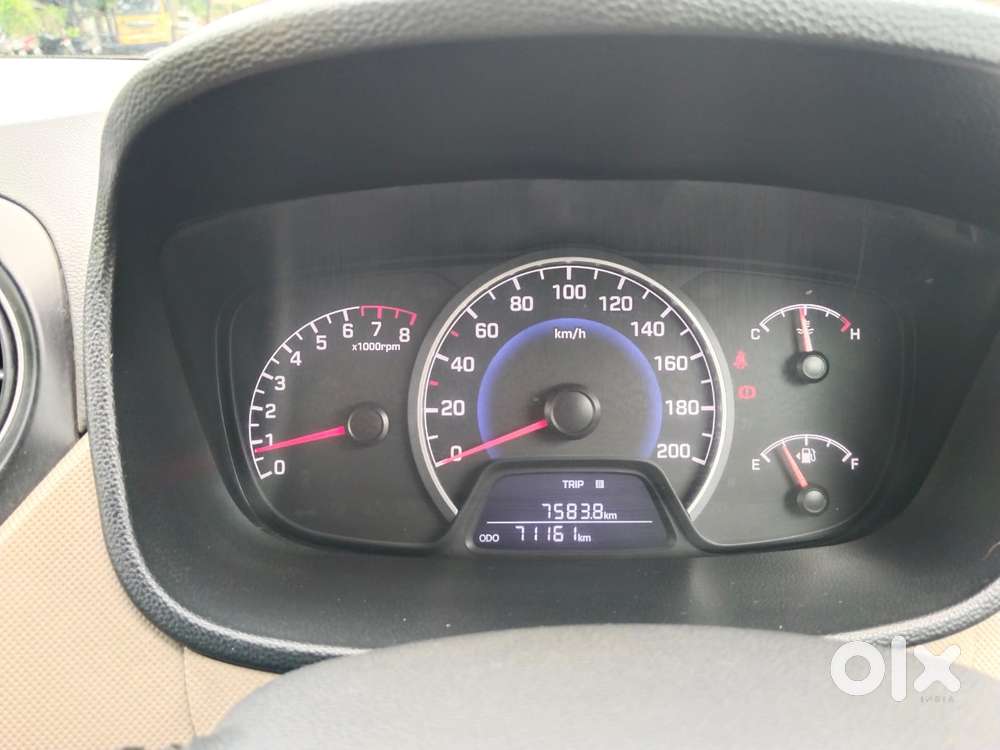 Hyundai Grand I10 1.2 Crdi Sportz Option, 2017, Petrol