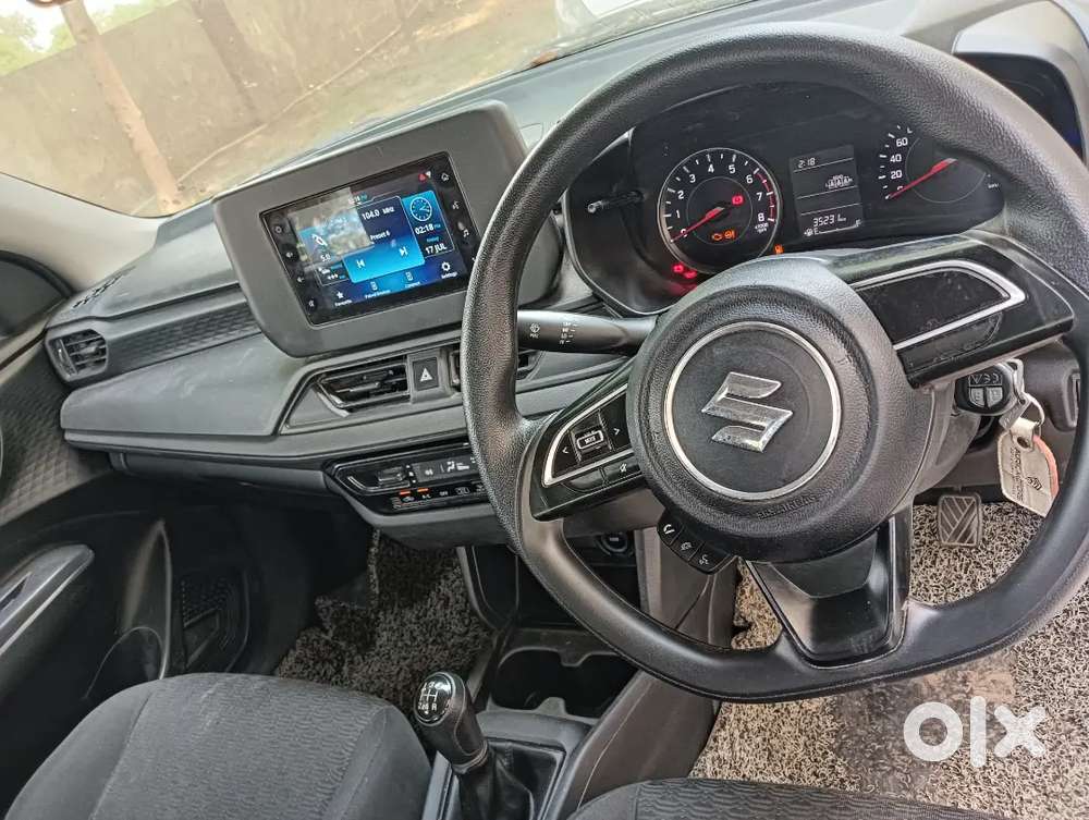 Maruti Suzuki Swift Petrol Vxi 2024