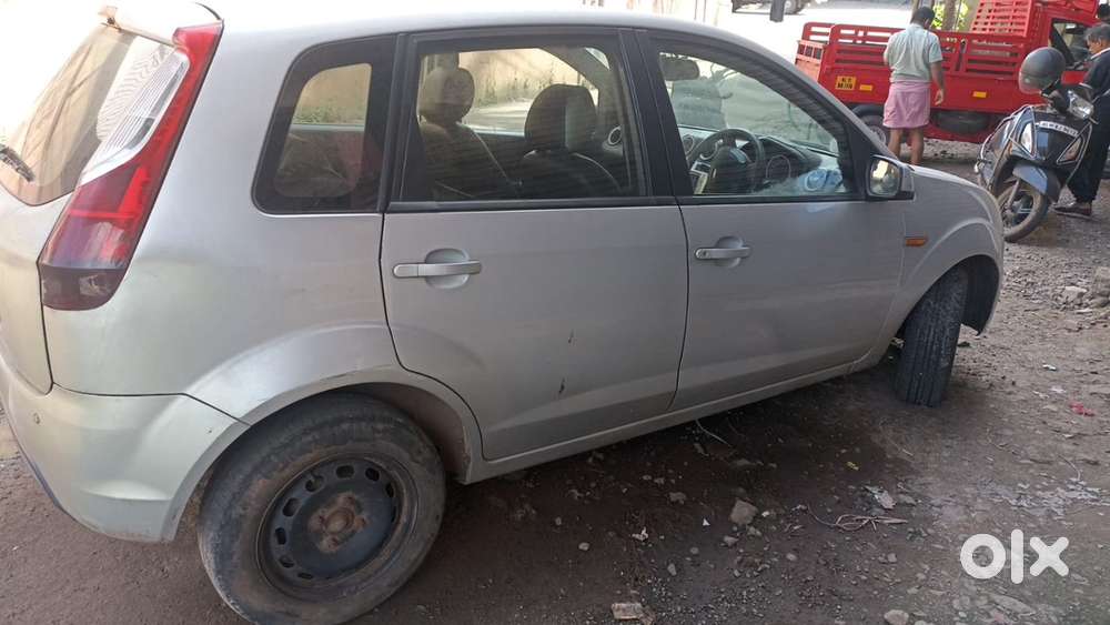 Ford Figo 2011 Diesel 77000 Km Driven