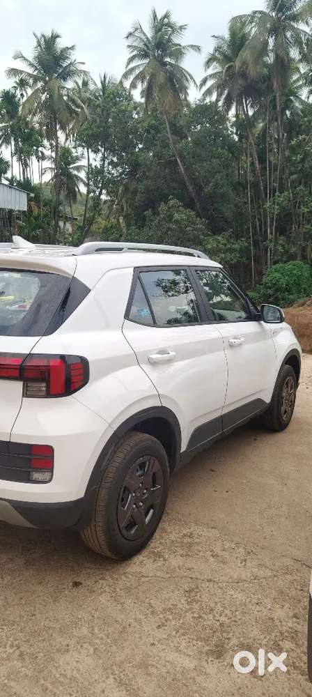 Hyundai Venue N Line 2025 Petrol Well Maintained