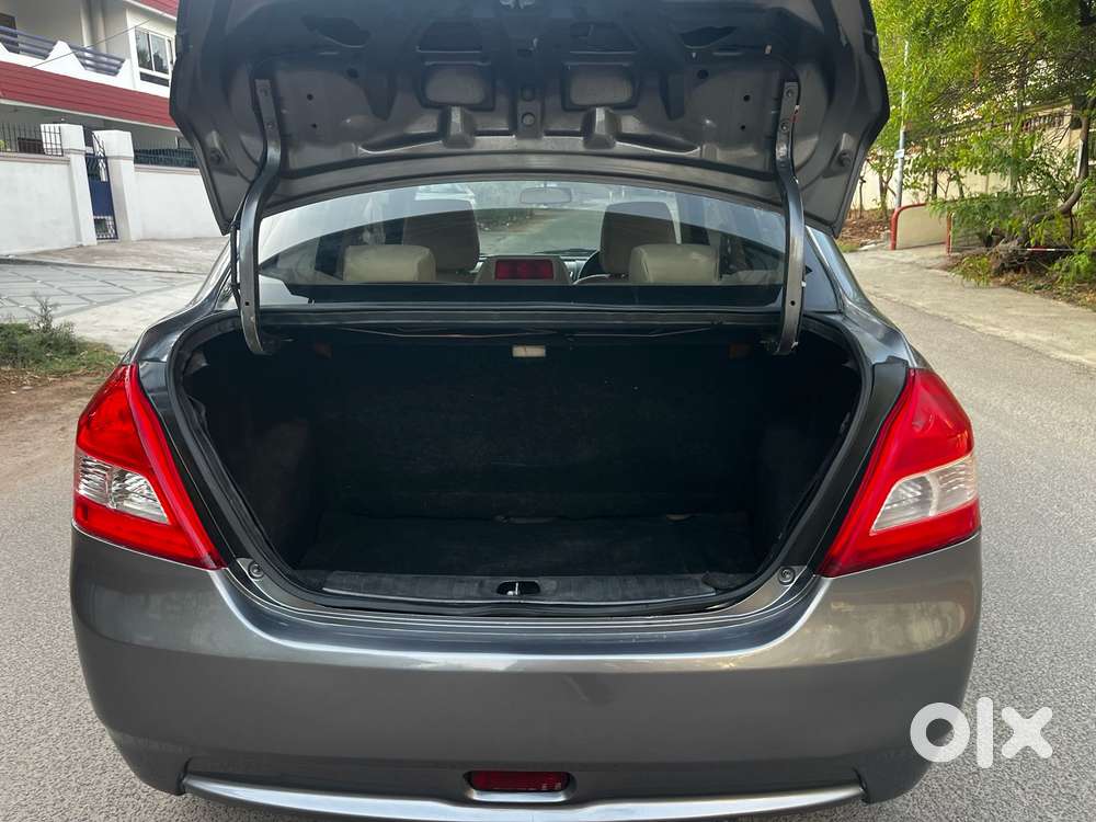 Maruti Suzuki Swift Dzire 1.2 Vxi Bsiv, 2012, Petrol