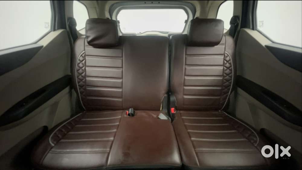 Renault Triber Rxz, 2023, Petrol