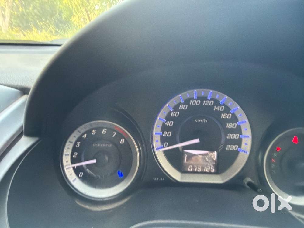 Honda City V Vtec 2012