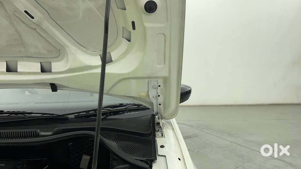 Skoda Rapid 1.6 Mpi At Style, 2017, Petrol