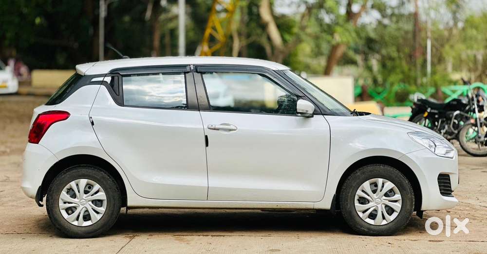 Maruti Suzuki Swift 2018 Amt Vxi, 2023, Petrol