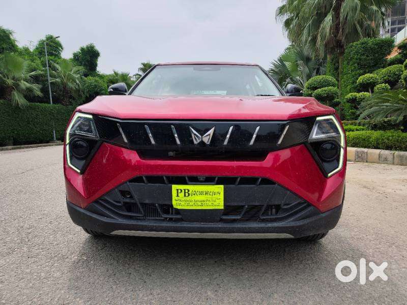Mahindra Xuv 3xo Ax5l 1.2 Petrol At, 2026