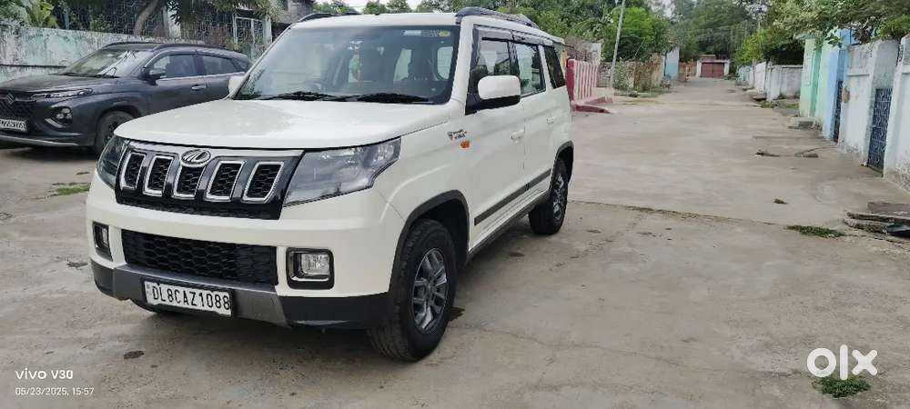Mahindra Tuv 300 2019 Diesel Well Maintained