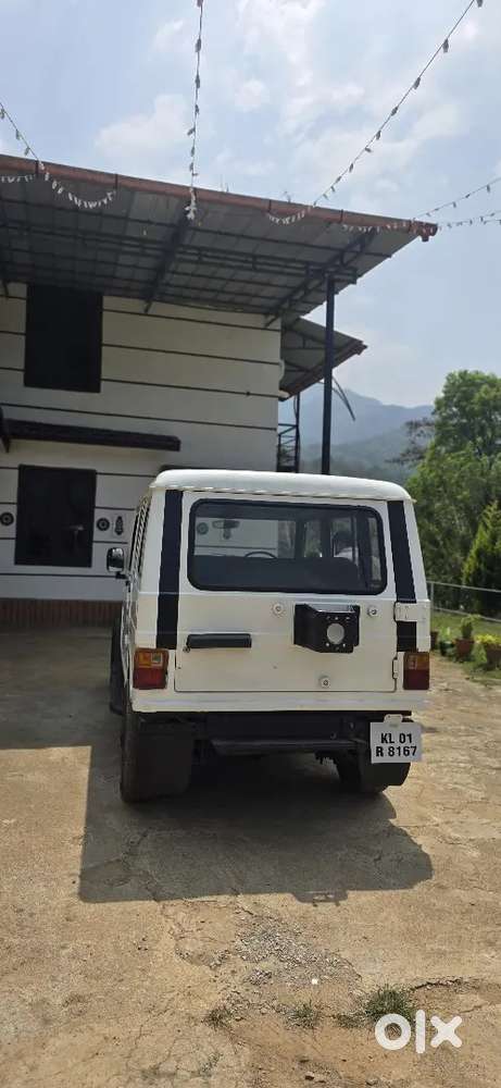 Mahindra Armada