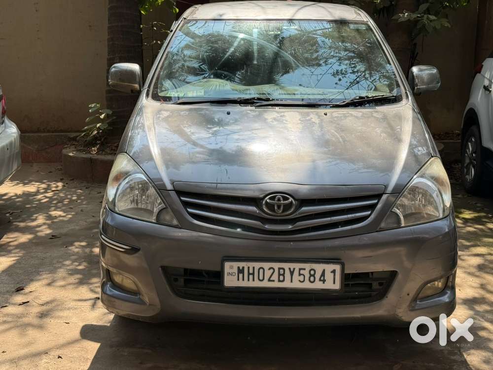 Toyota Innova 2.5g 8 Seater With Less Km Driven Genuinely Ready Condit