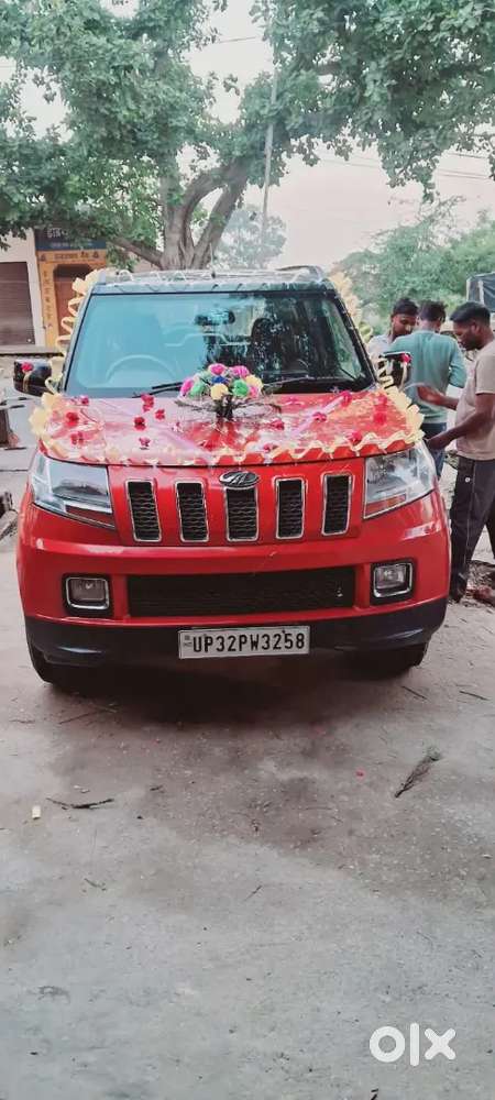 Mahindra Tuv 300 2017 Diesel T8