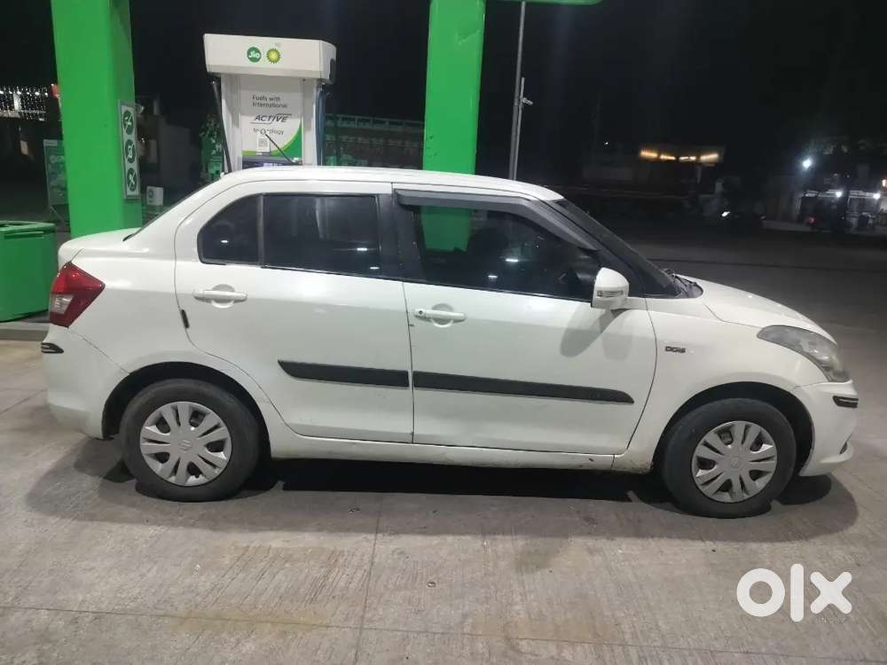 Maruti Suzuki Dzire 13
