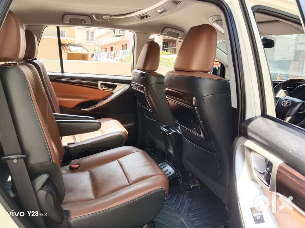 Toyota Innova Crysta 2.8z Automatic, 2019, Diesel