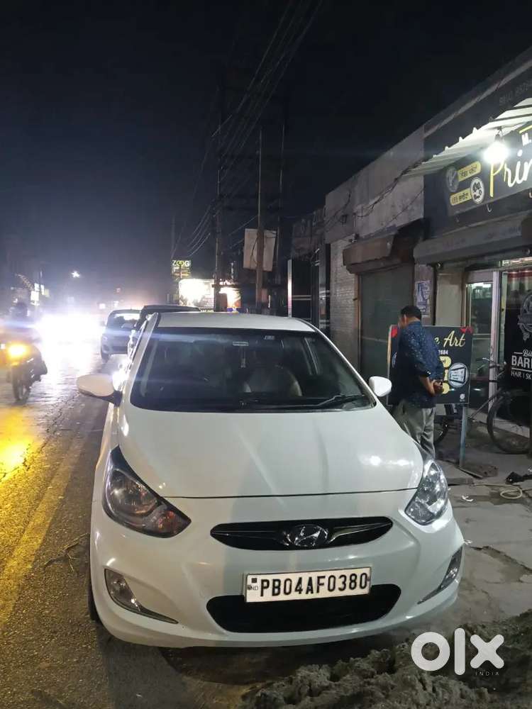 Hyundai Verna 2012 Diesel 110000 Km Driven ..