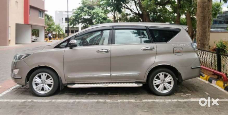 Toyota Innova Crysta 2.8z Automatic, 2017, Diesel
