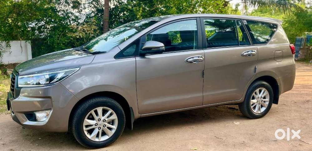 Toyota Innova Crysta 2.4 G Mt 7 Str, 2024, Diesel