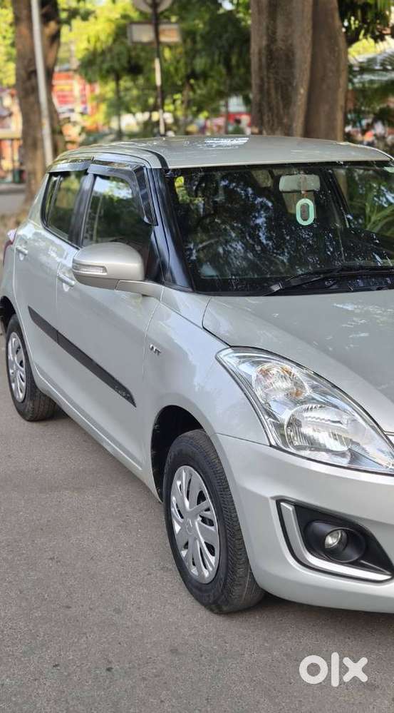 Maruti Suzuki Swift Vxi + Manual, 2016, Petrol