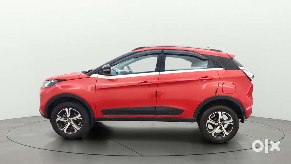 Tata Nexon 1.2 Revotron Xz Plus, 2022, Petrol