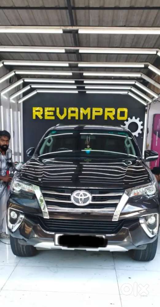 Toyota Fortuner Legender 2017 Diesel Automatic