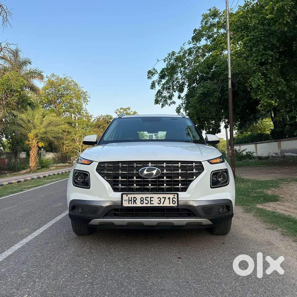 Hyundai Venue 1.2 S (o), 2021, Petrol