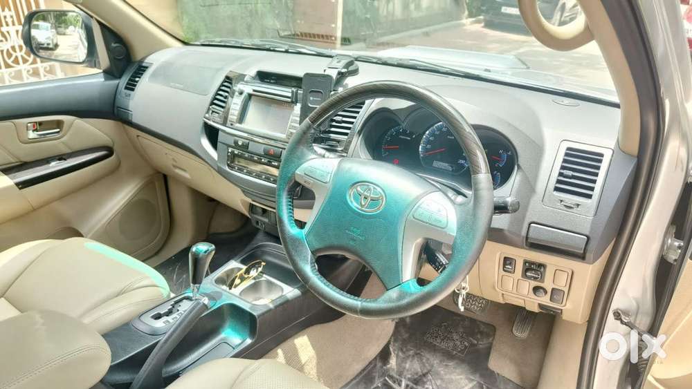 Toyota Fortuner 3.0 4x2 Automatic, 2015, Diesel