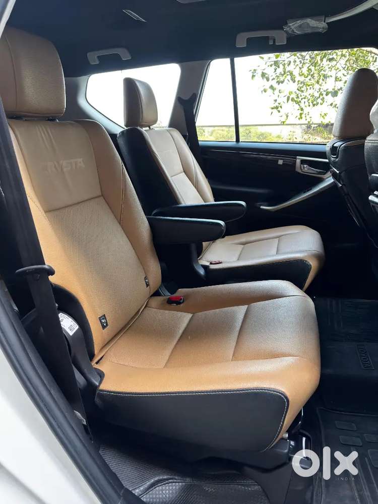 Toyota Innova Crysta 2.4 Z 7 Seater 2025