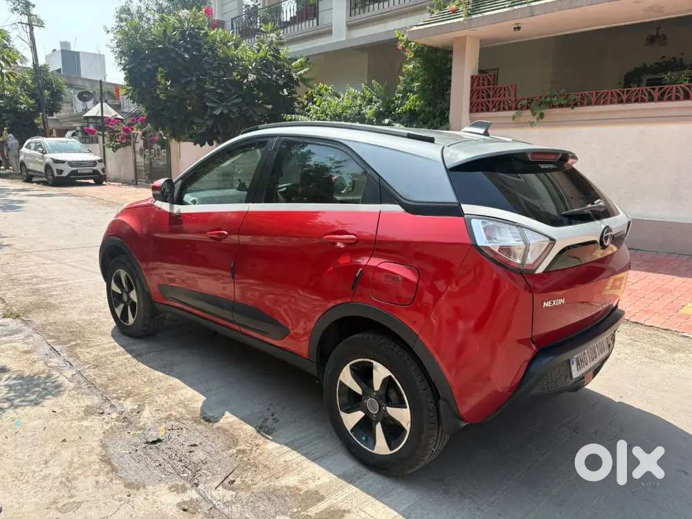 Tata Nexon 2018 Petrol Top Model