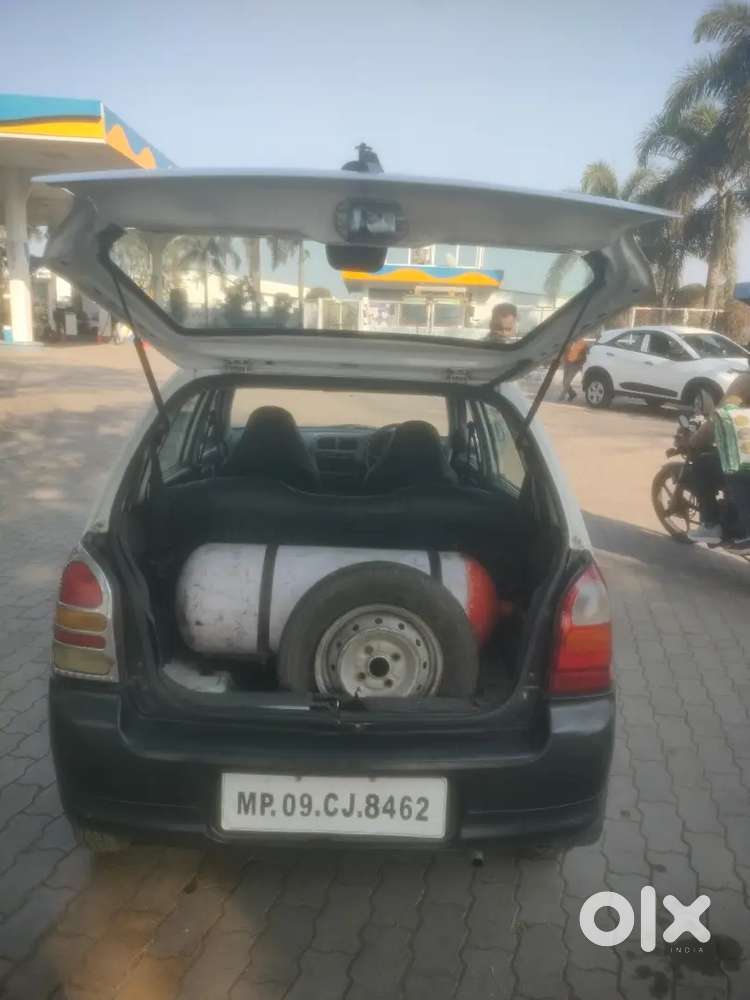 ऑल्टो Lxi फ्रेश कंडीशन Cng कार्ड पर भी चढ़ा है
