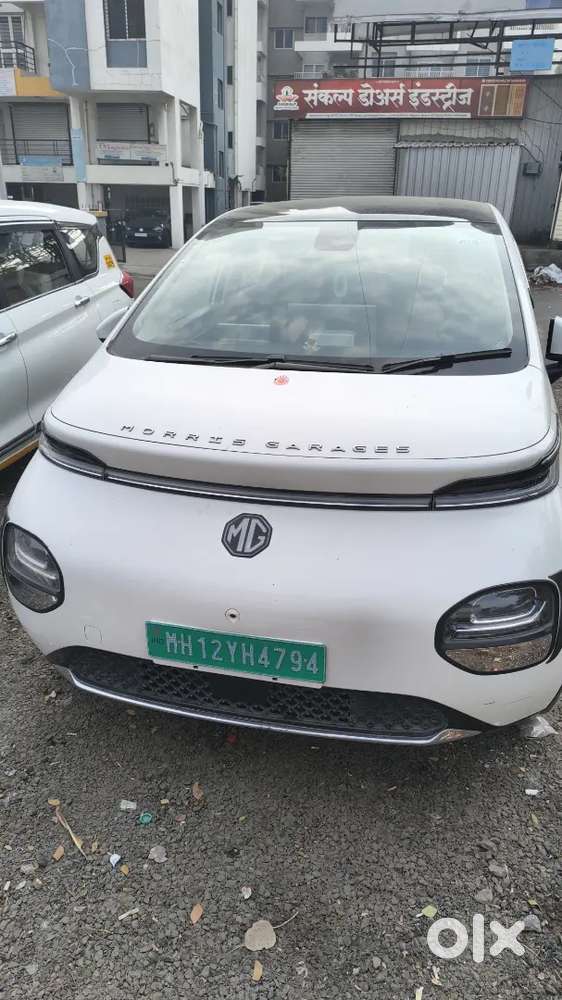 Mg Windsor Ev Essence 2025