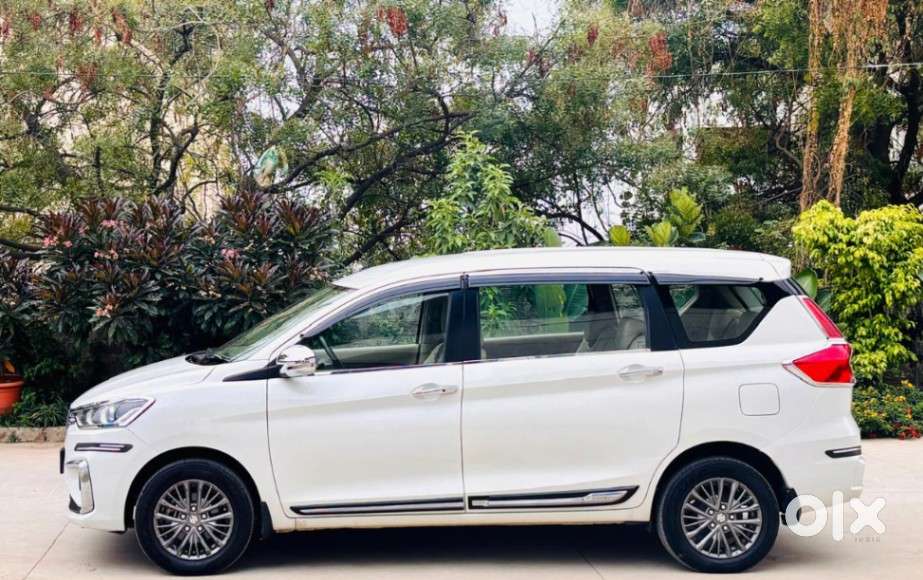 Maruti Suzuki Ertiga Zxi At Petrol, 2019, Petrol