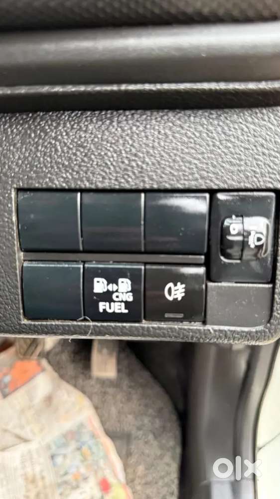 Maruti Suzuki Brezza Lxi Cng 2023