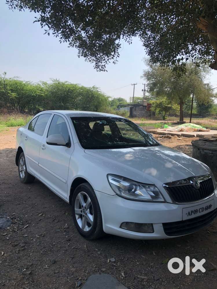 Skoda Laura Elegance 2012 Year