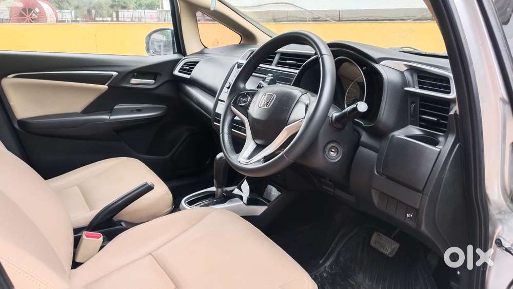 Honda Jazz V Automatic, 2018, Petrol