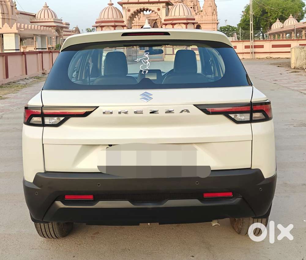 Maruti Suzuki Brezza 1.5 Lxi Cng, 2023, Cng & Hybrids