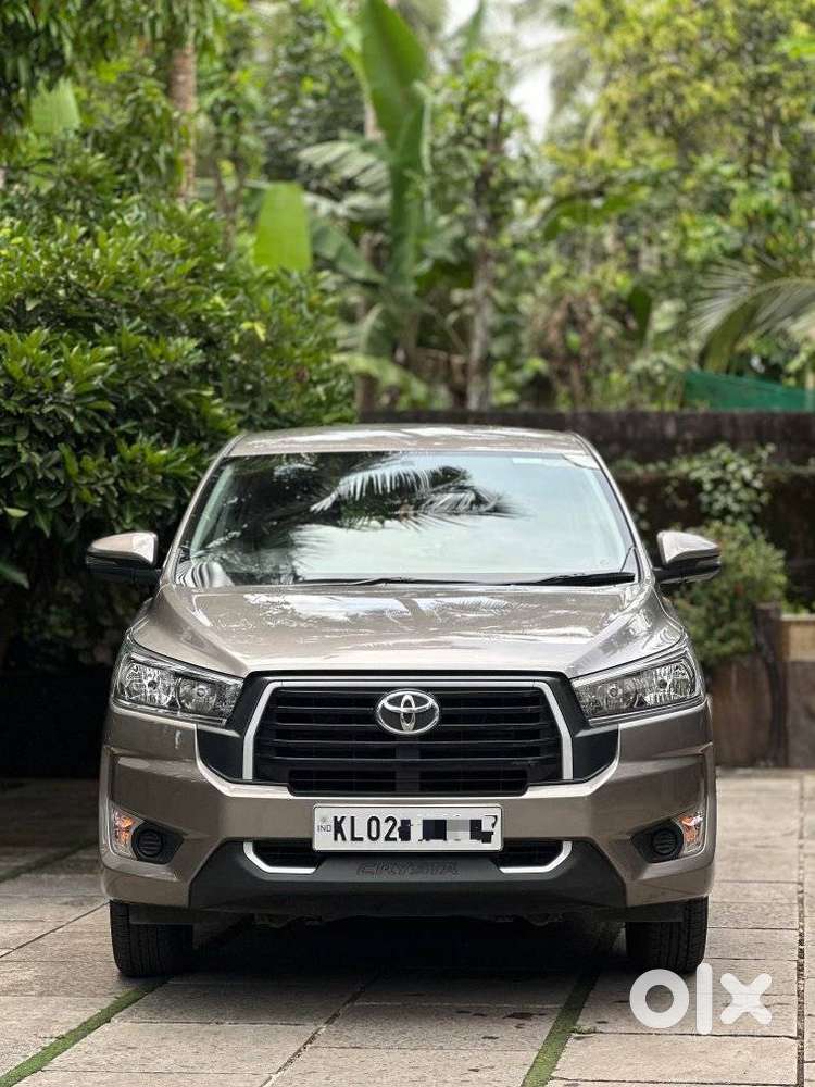 Toyota Innova Crysta 2.4 G Plus Mt 7 Str, 2024, Diesel