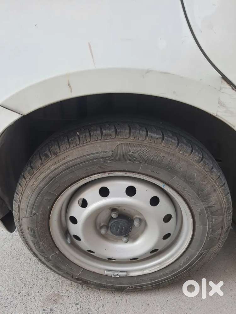 Maruti Suzuki Swift Lxi 2012 Car