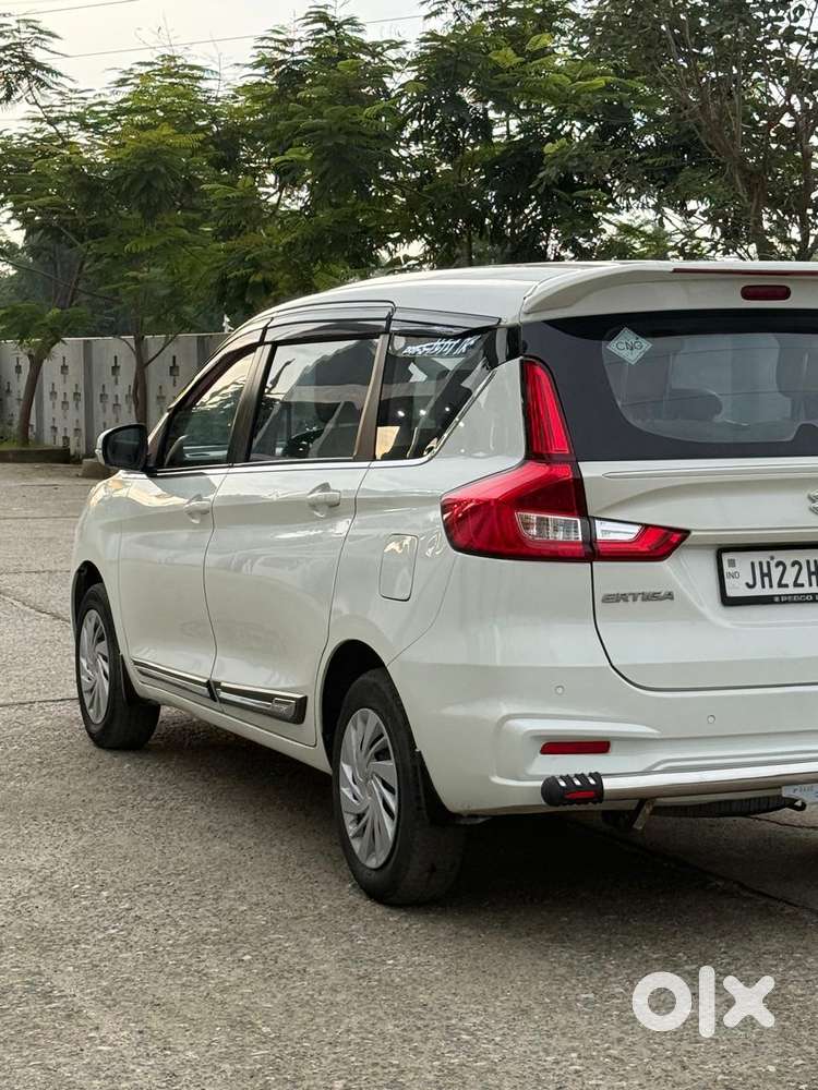 Maruti Suzuki Ertiga Vxi (o) Cng, 2024, Petrol