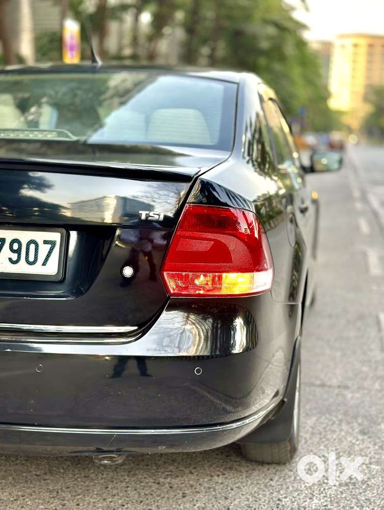 Volkswagen Vento 1.2 Tsi Highline Plus At, 2015, Petrol