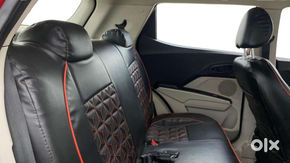 Mahindra Xuv300 W6, 2022, Petrol